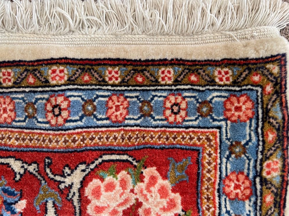 Sarouk Persian Natural Red Blue 4-7x7-3 corner | Manoukian Rugs™